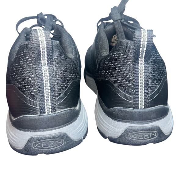 Keen Utility Men’s Black Work Sneakers Size 9EE Non-Slip Safety Toe Lightweight